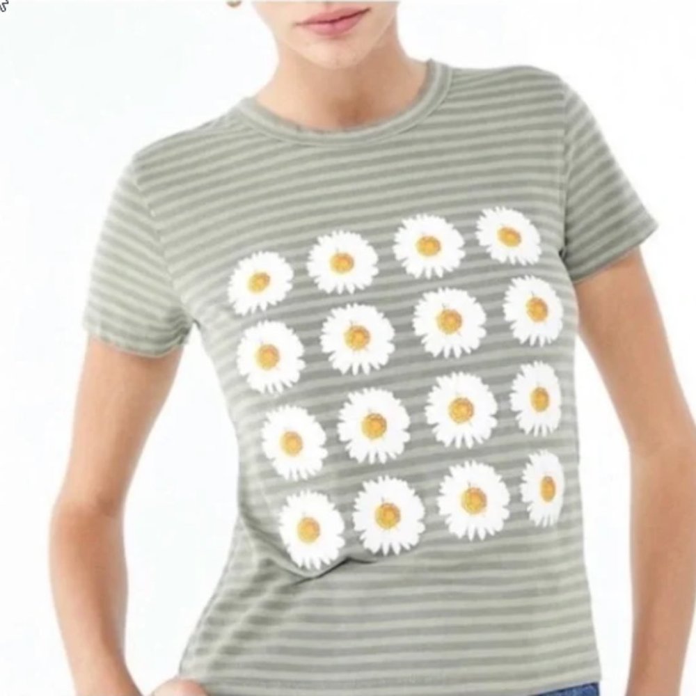 Urban Outfitter’s -Truly Madly Deeply Daisy Flower Short Sleeve Top -Size S - Picture 3 of 10